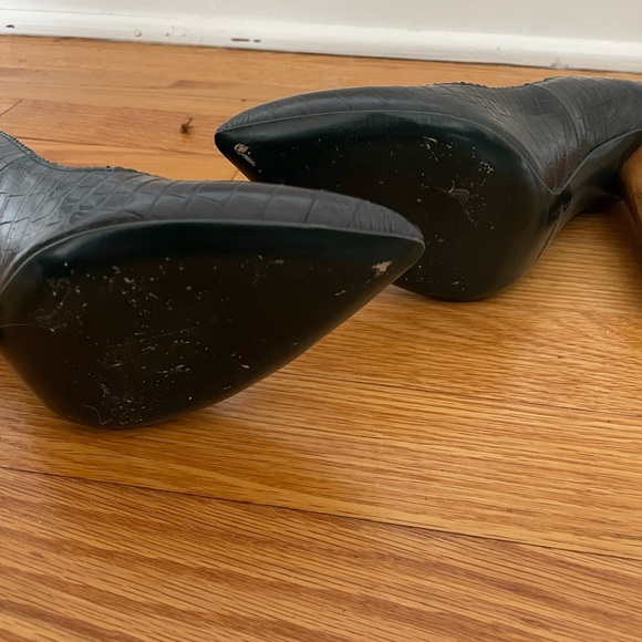 YSL Hunter Green Pumps - Picture 4 of 6